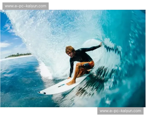 冲浪球拍：把海浪当球场的夏日新宠